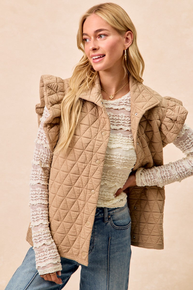 BiBi Diamond Print Ruffle Sleeves Pocket Oversized Quilted Vest Jacket | Oatmeal