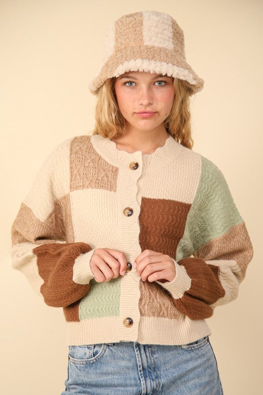 VERY J Color Block Button Down Textured Knit Cropped Sweater Cardigan | Oatmeal