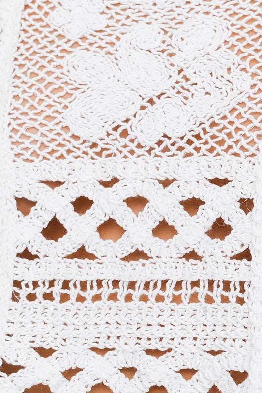 LE LIS Square Neck Crochet Design Sleeveless Cropped Top
