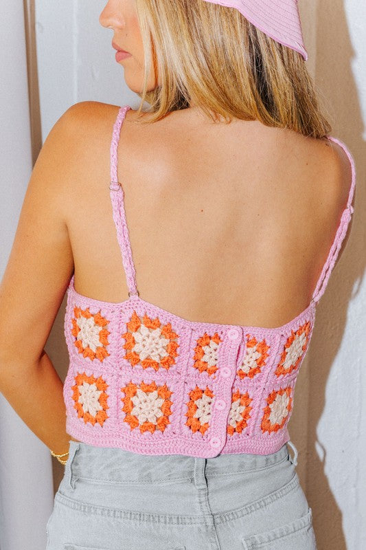 LE LIS Square Neck Crochet Floral Pattern Sleeveless Cropped Top