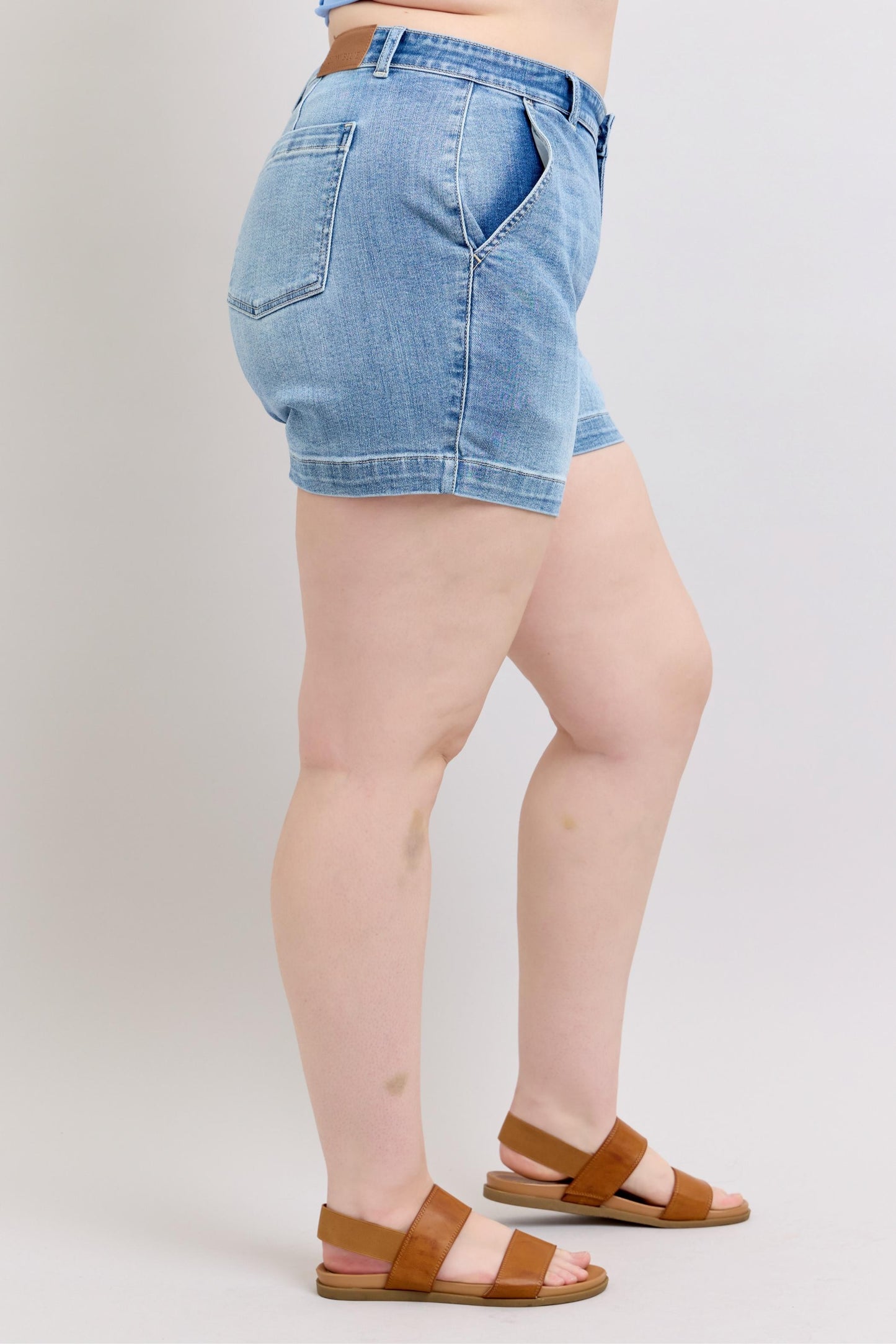 Judy Blue Plus Size High Rise Medium Washed Relaxed Fit Mid Length Denim Shorts