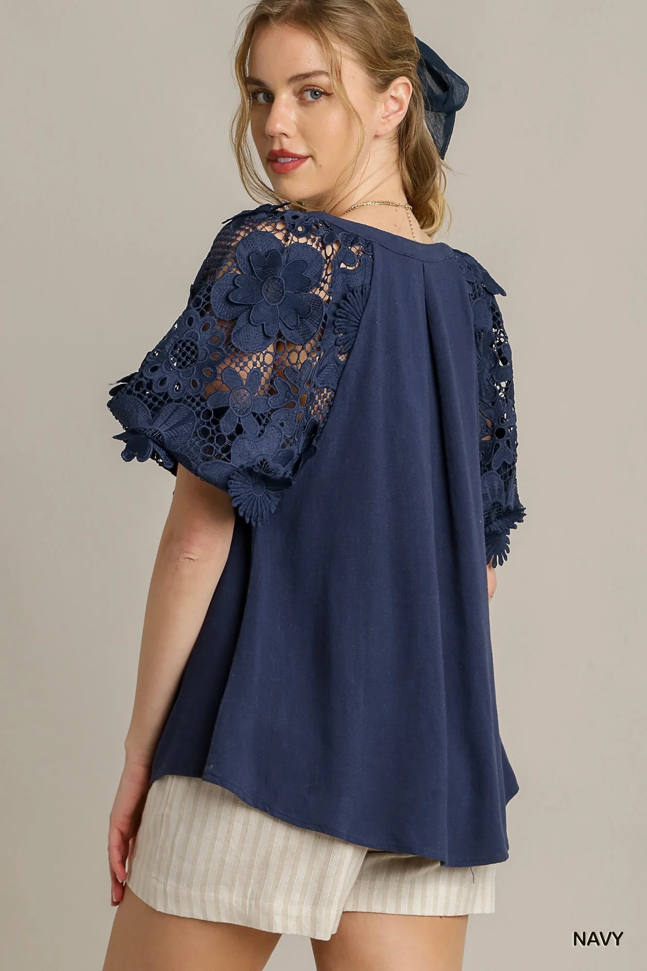 Umgee Linen Boxy Cut Split Neck 3D Floral Sleeves Relaxed Fit Blouse | Dark Navy