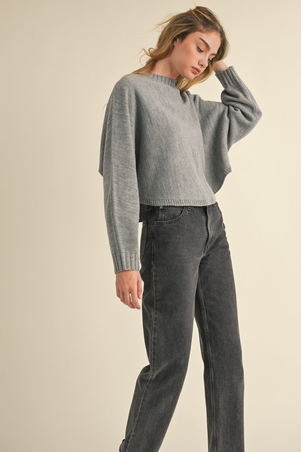 MABLE Round Neck Dolman Sleeves Relaxed Fit Cropped Pullover Sweater | H Grey