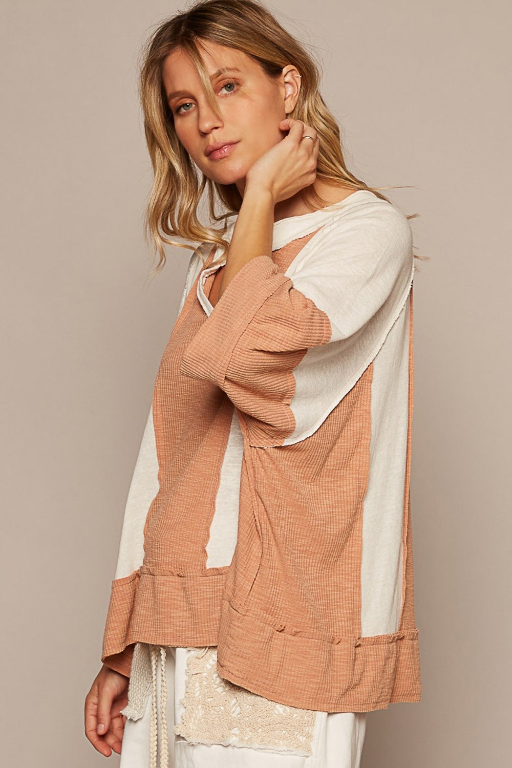 POL Notched Neck Frayed Edge Contrast Oversize Short Sleeves Top