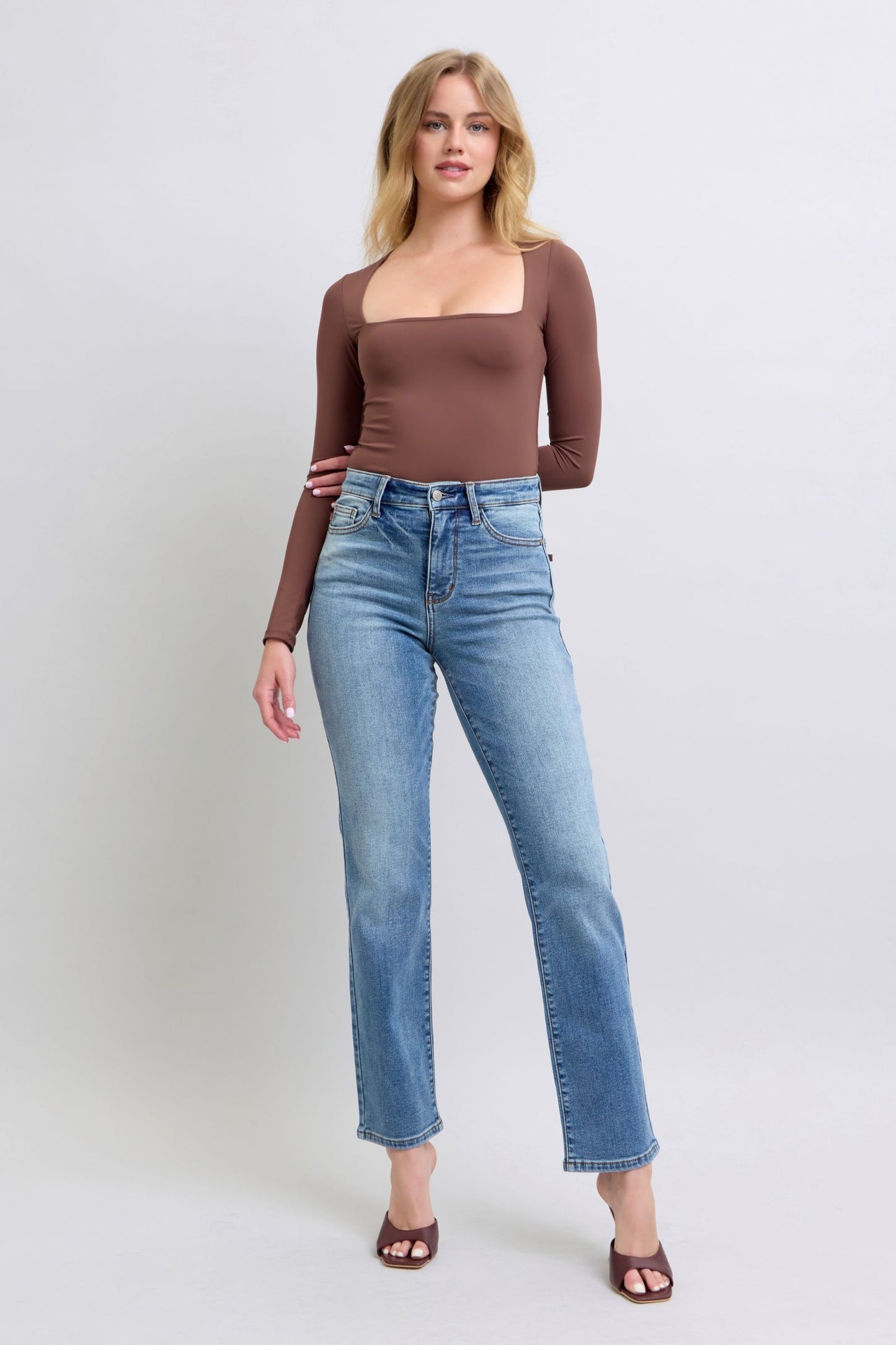 Judy Blue Vintage Medium Washed Ziper Fly Thermal Lining Straight Denim Jeans