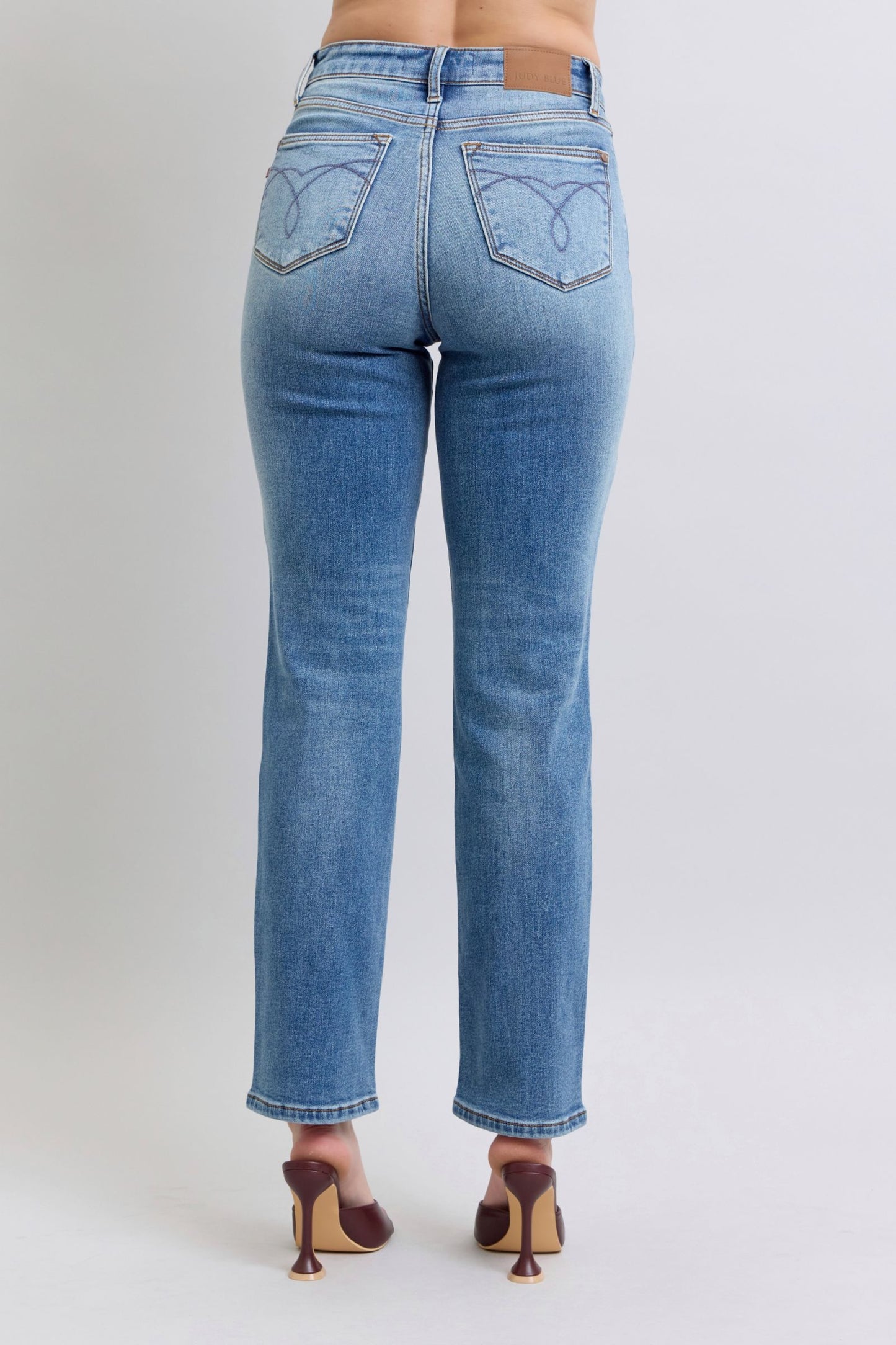 Judy Blue Vintage Medium Washed Ziper Fly Thermal Lining Straight Denim Jeans