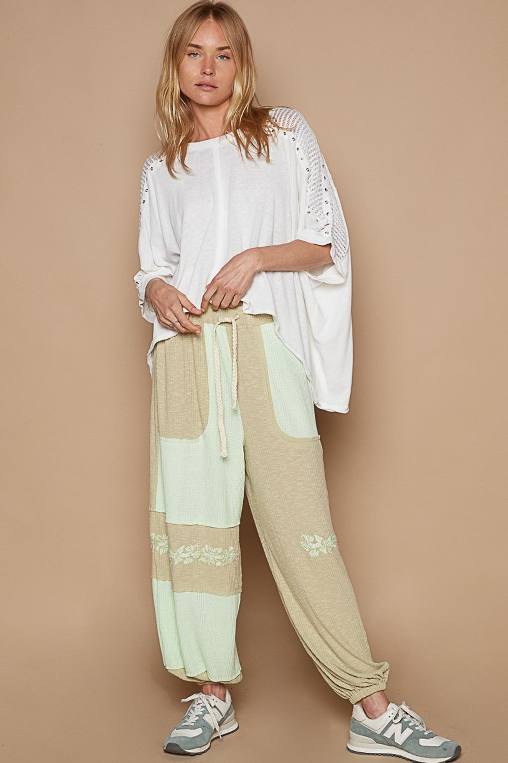 POL Eyelet Detail Studded High-Low Short Sleeves Relaxed Fit Top