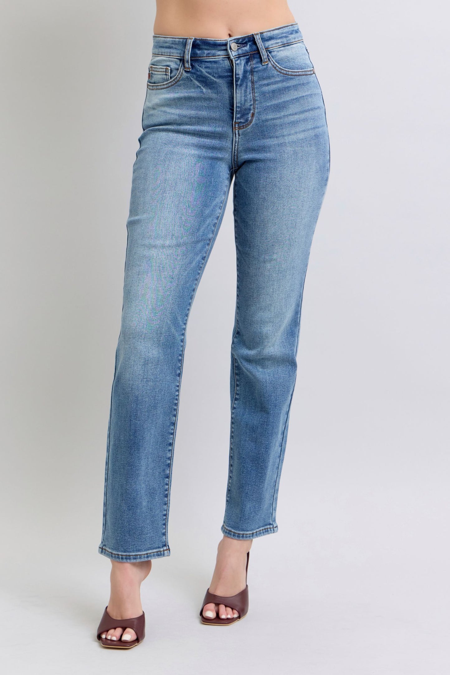 Judy Blue Vintage Medium Washed Ziper Fly Thermal Lining Straight Denim Jeans