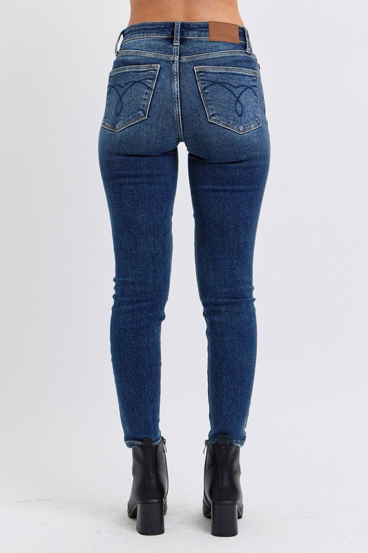 Judy Blue Mid Rise Waist Thermal Lining Zipper Fly Dark Washe Skinny Denim Jeans