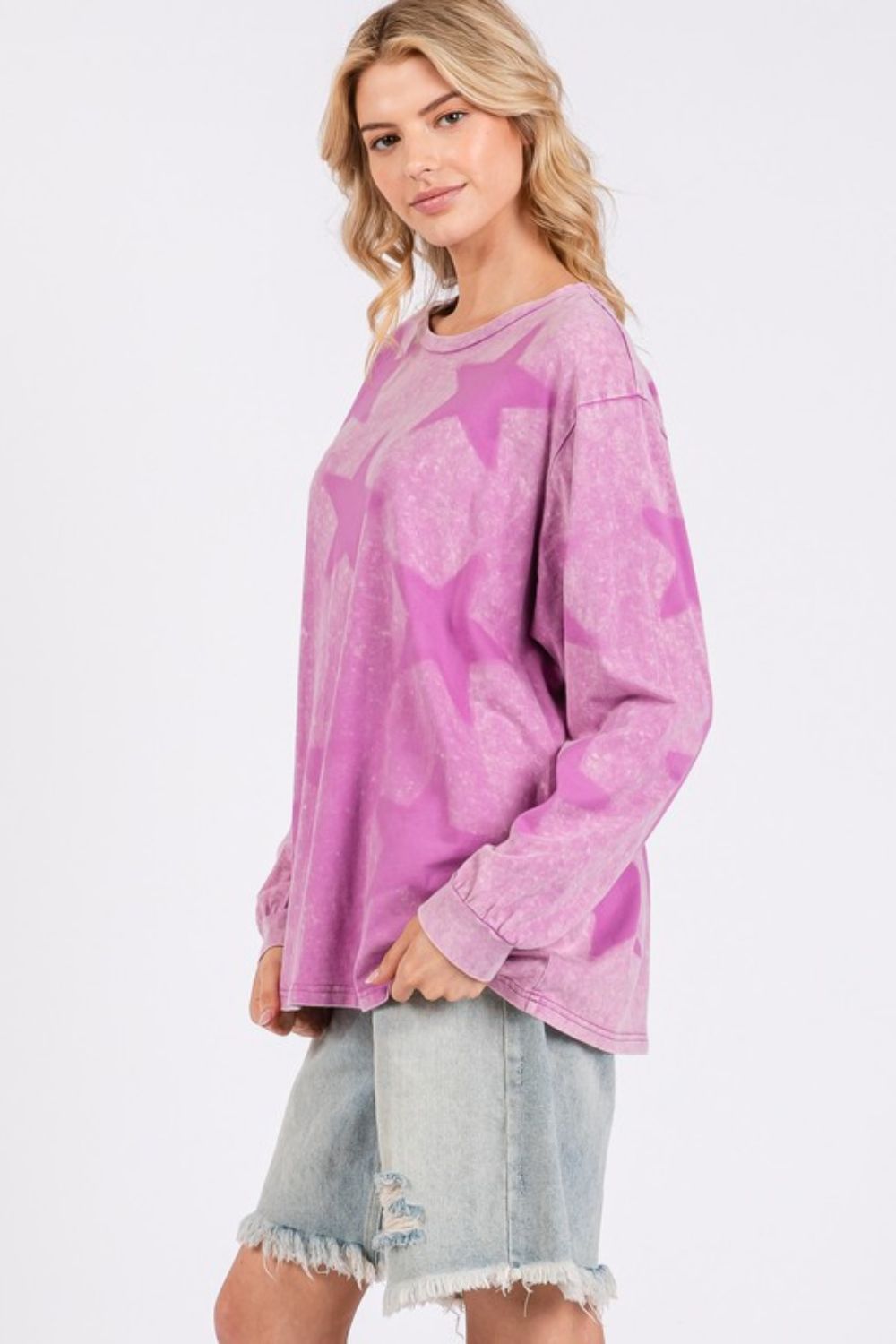 SAGE + FIG Mineral Wash Star Graphic Print Long Sleeves T-Shirt | Moonlit Mauve