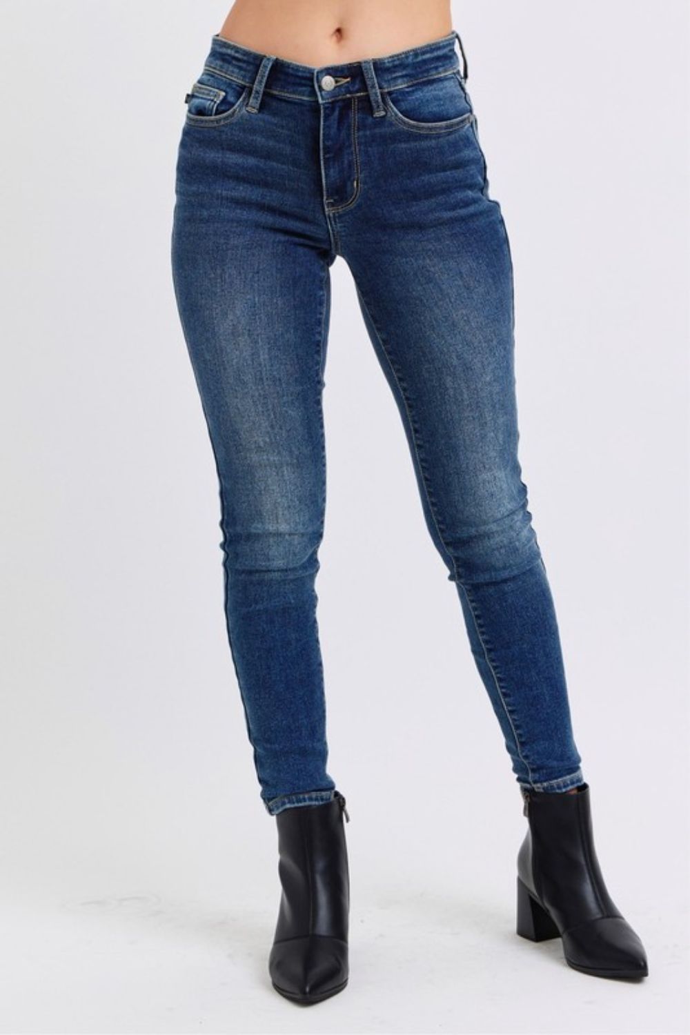 Judy Blue Mid Rise Waist Thermal Lining Zipper Fly Dark Washe Skinny Denim Jeans