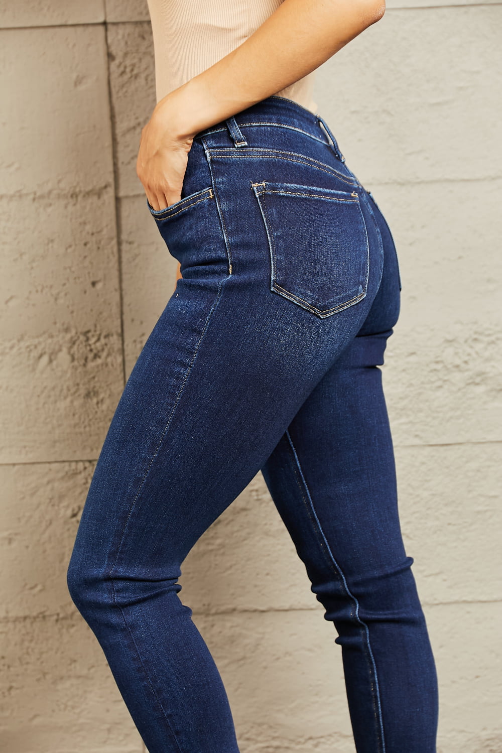 BAYEAS Mid Rise Cropped Zipper Fly Slim Denim Jeans