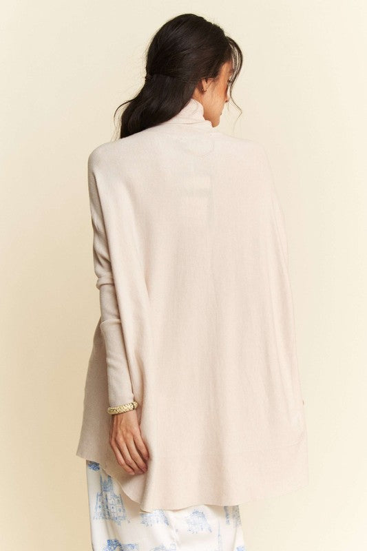 Davi & Dani High-Low Turtleneck Long Sleeves Loose Fit Knit Sweater | Cream