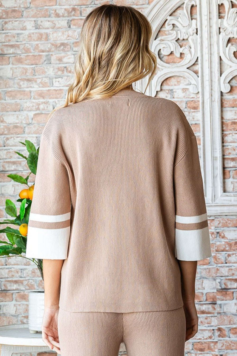 First Love 3/4 Contrast Hem Sleeves V-Neck Relaxed Fit Ribbed Knit Top | Mocha