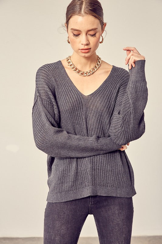 MUSTARD SEED Long Sleeves V-Neckline Solid Knit Pullover Sweater