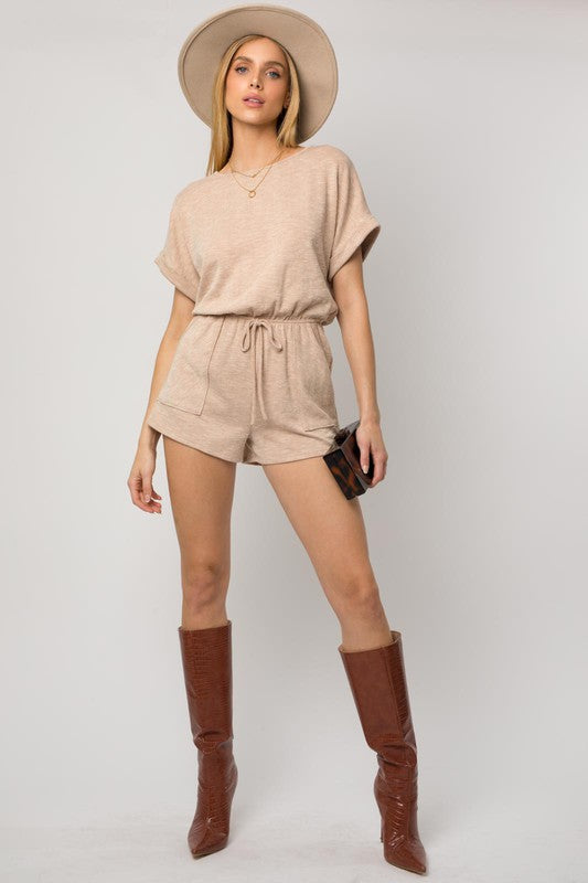GILLI Short Roll-Up Sleeves Elastic Waist Romper with Pockets