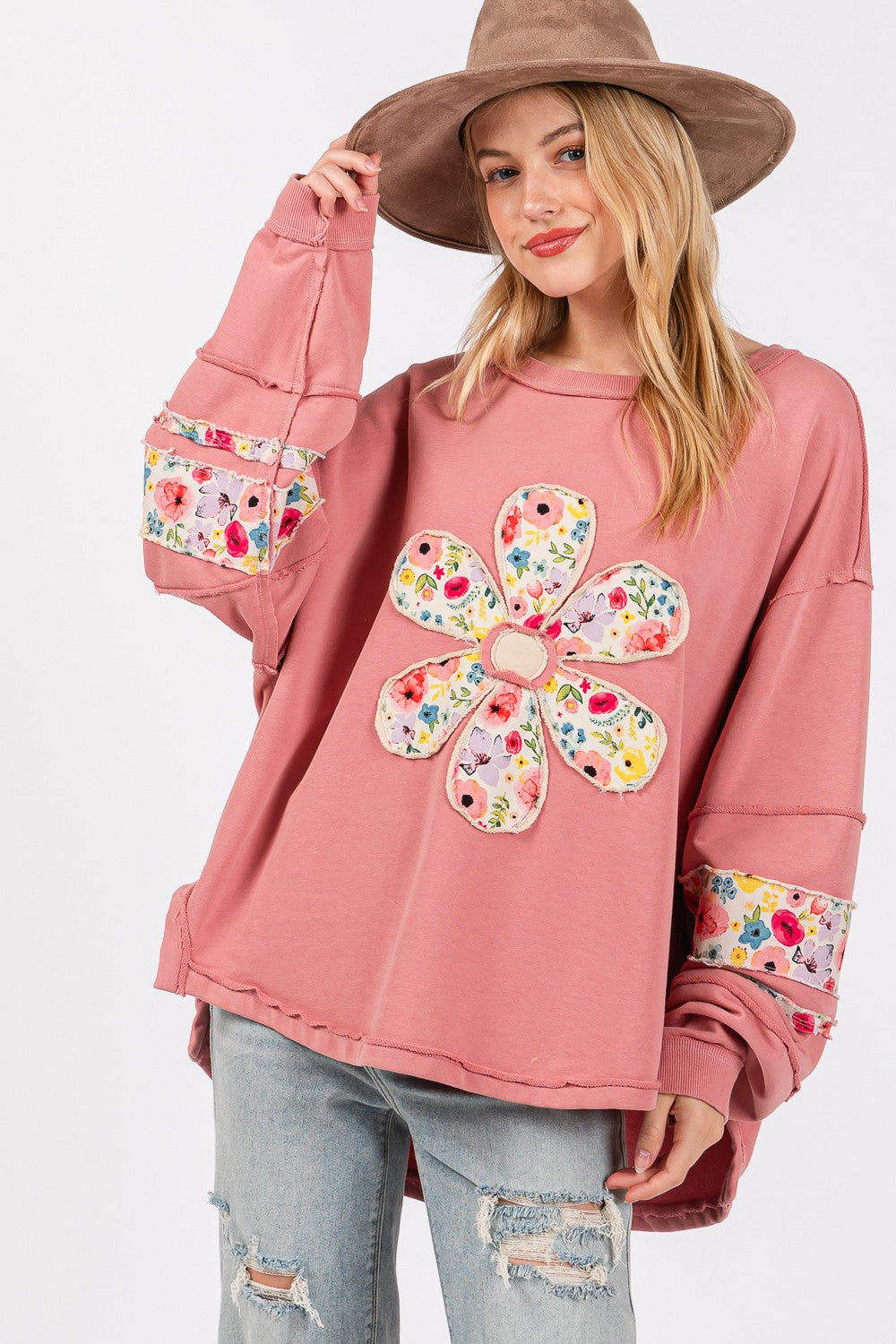 SAGE + FIG Daisy Patch Applique Long Sleeves Relaxed Fit Sweatshirt | Rose