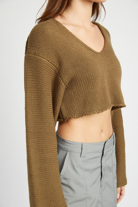 EMORY PARK Long Sleeves V-Neck Cropped Sweater