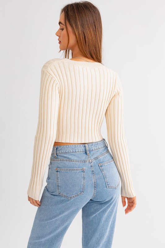 LE LIS Asymmetrical Hem Long Sleeves Cropped Pullover Sweater