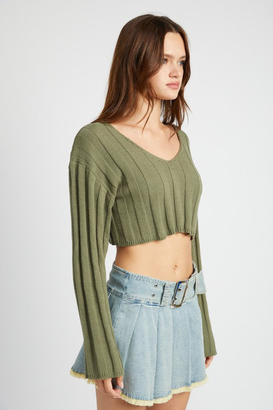 Emory Park Wide Rib Long Sleeves V-Neck Cropped Sweater
