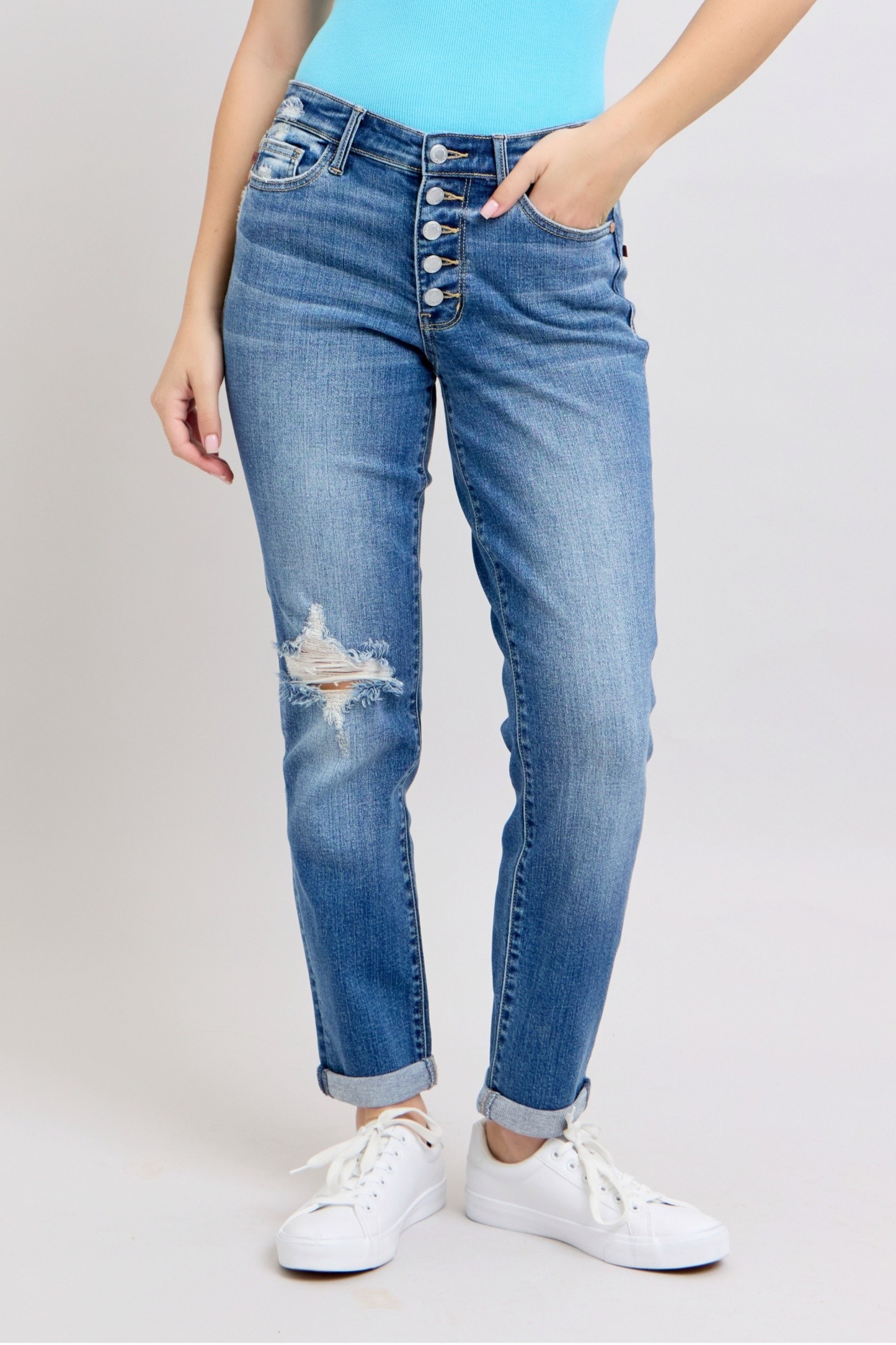 Judy Blue Mid Rise Button Fly Medium Washed Distressed Boyfriend Denim Jeans