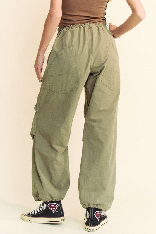 Davi & Dani Solid Utility Pocket Waist Drawstring Long Baggy Pants | Olive Green