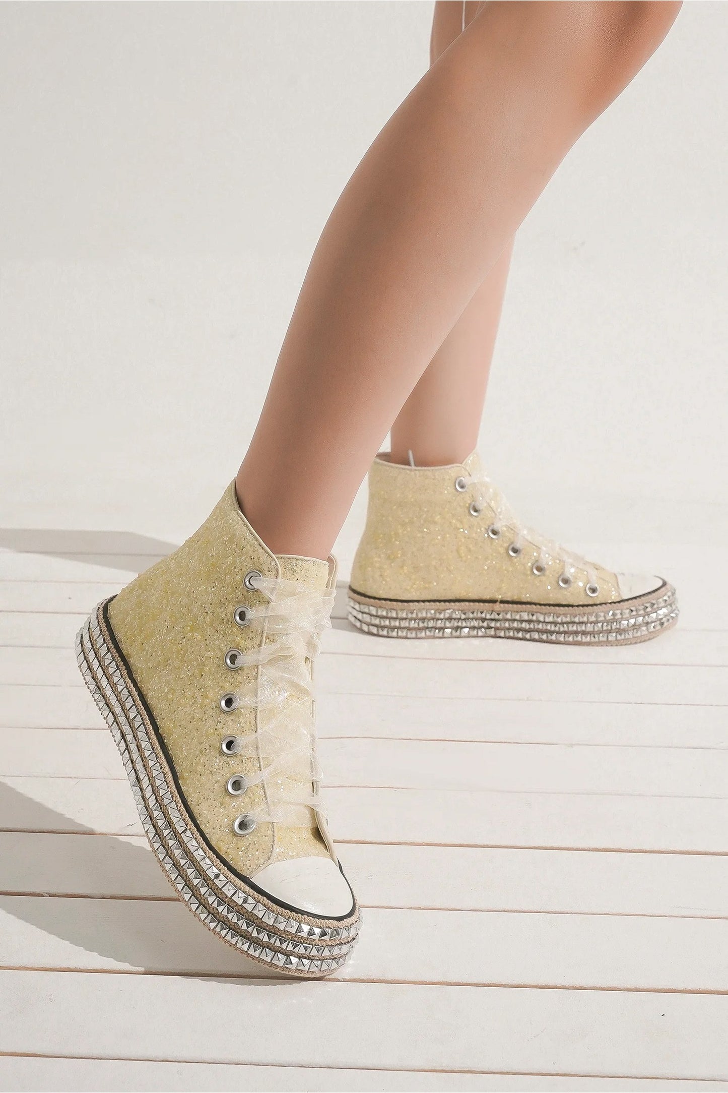 Beast Fashion Glitter Detail Lace-Up Studded Platform Sneakers | White Pearl