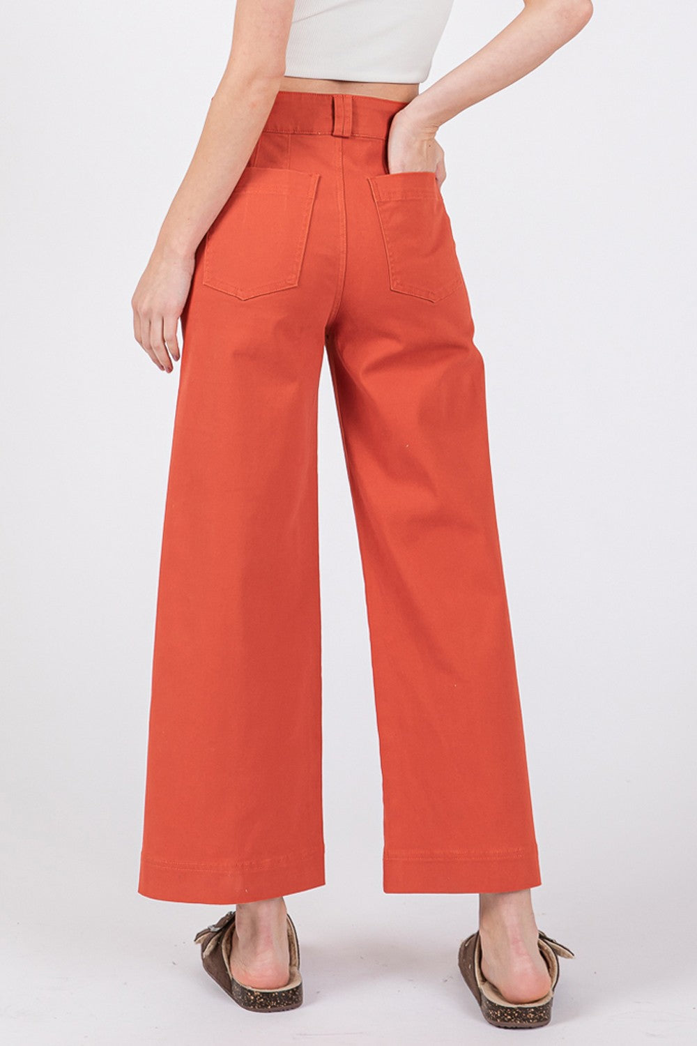 SAGE + FIG Adjustable Button Closure Pockets Wide Leg Cropped Pants | Cinnamon