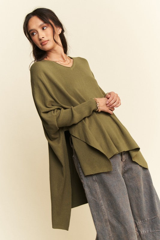 Davi & Dani High-Low Side Slit Batwing Sleeve Top | Olive