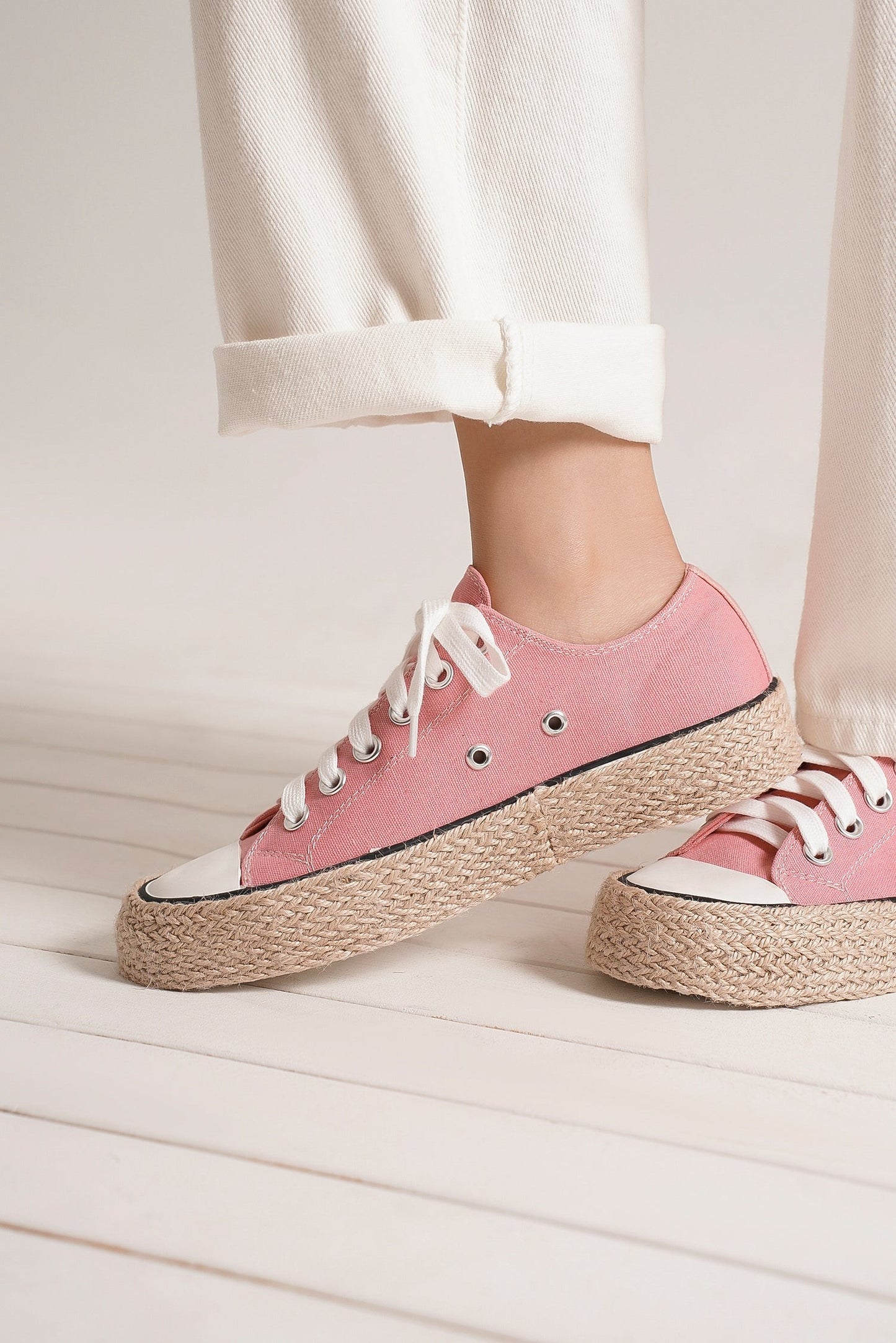 Beast Fashion Lace Up Round Toe Woven Espadrille Sole Sneakers | Lilac