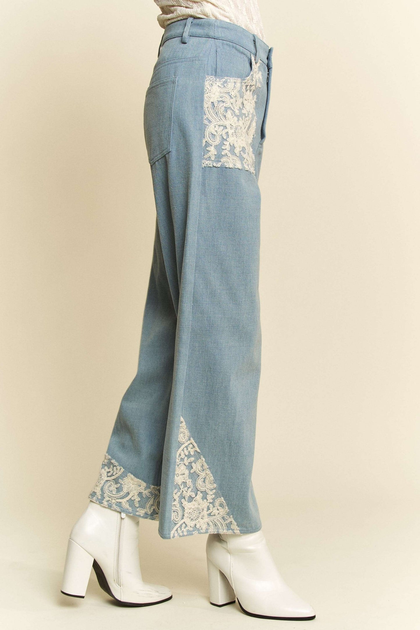 Davi & Dani Lace Applique Details Zipper Fly Wide Leg Denim Jeans | Light Blue