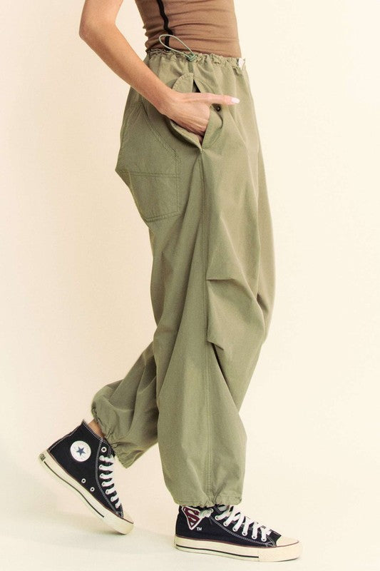 Davi & Dani Solid Utility Pocket Waist Drawstring Long Baggy Pants | Olive Green