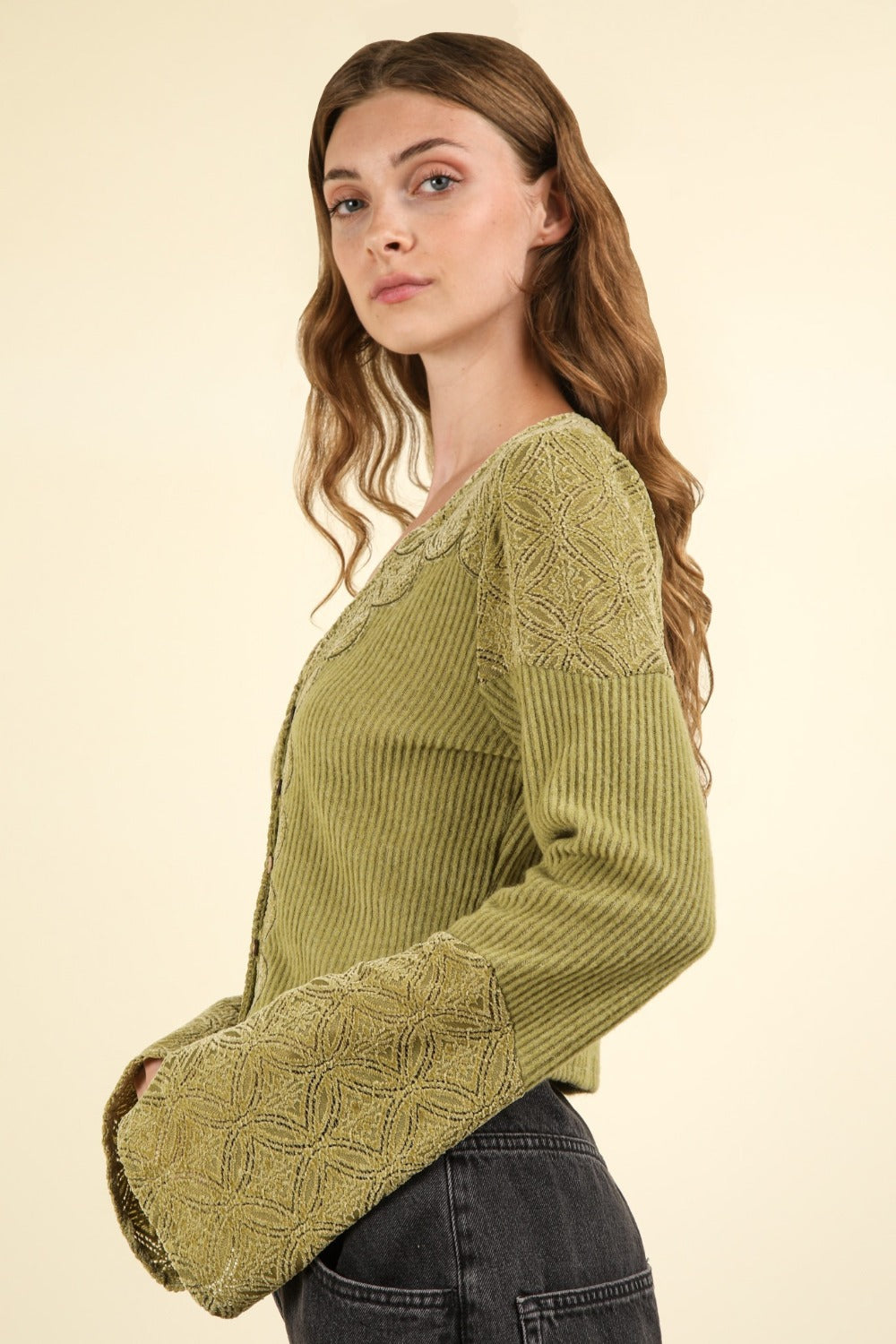 VERY J V-Neck Contrast Lace Detail Button Down Crop Ribbed Knit Top | Olive