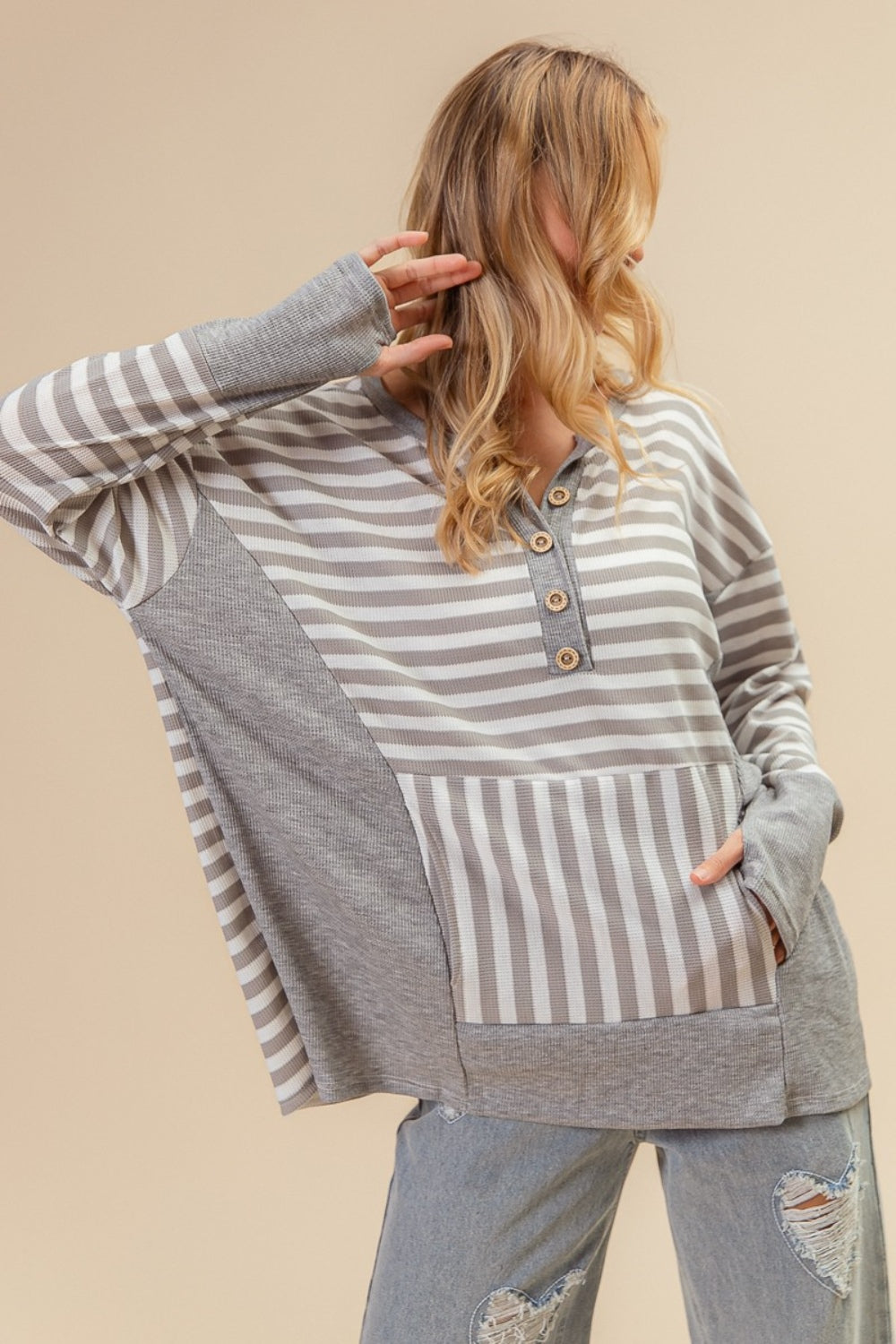 BiBi Striped Pattern Thumbhole Long Sleeves Half Buttoned Pullover Top | Mauve