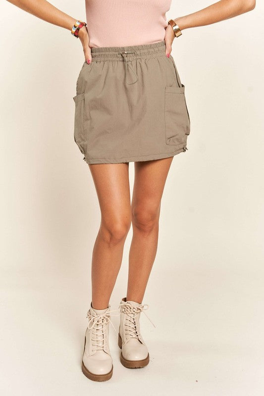 ADORA Casual High Waisted Drawstring Side Pockets 2-in-1 Mini Skort | Olive