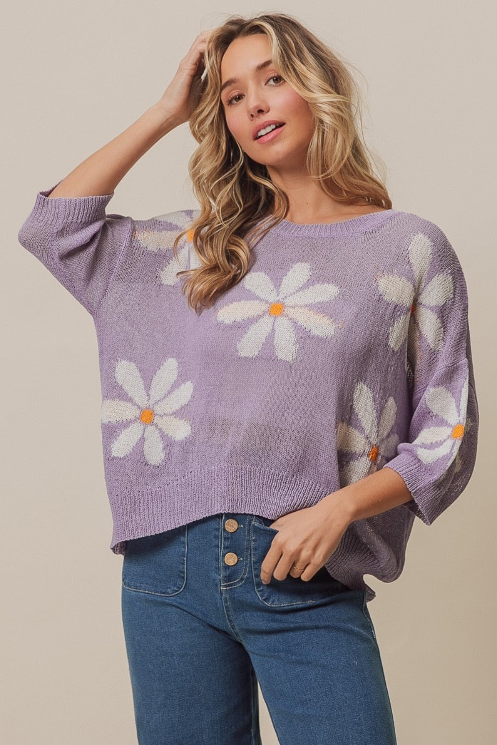 BiBi Floral Pattern Lightweight Short Sleeves Side Slit Sweater | Lavender/Ivory