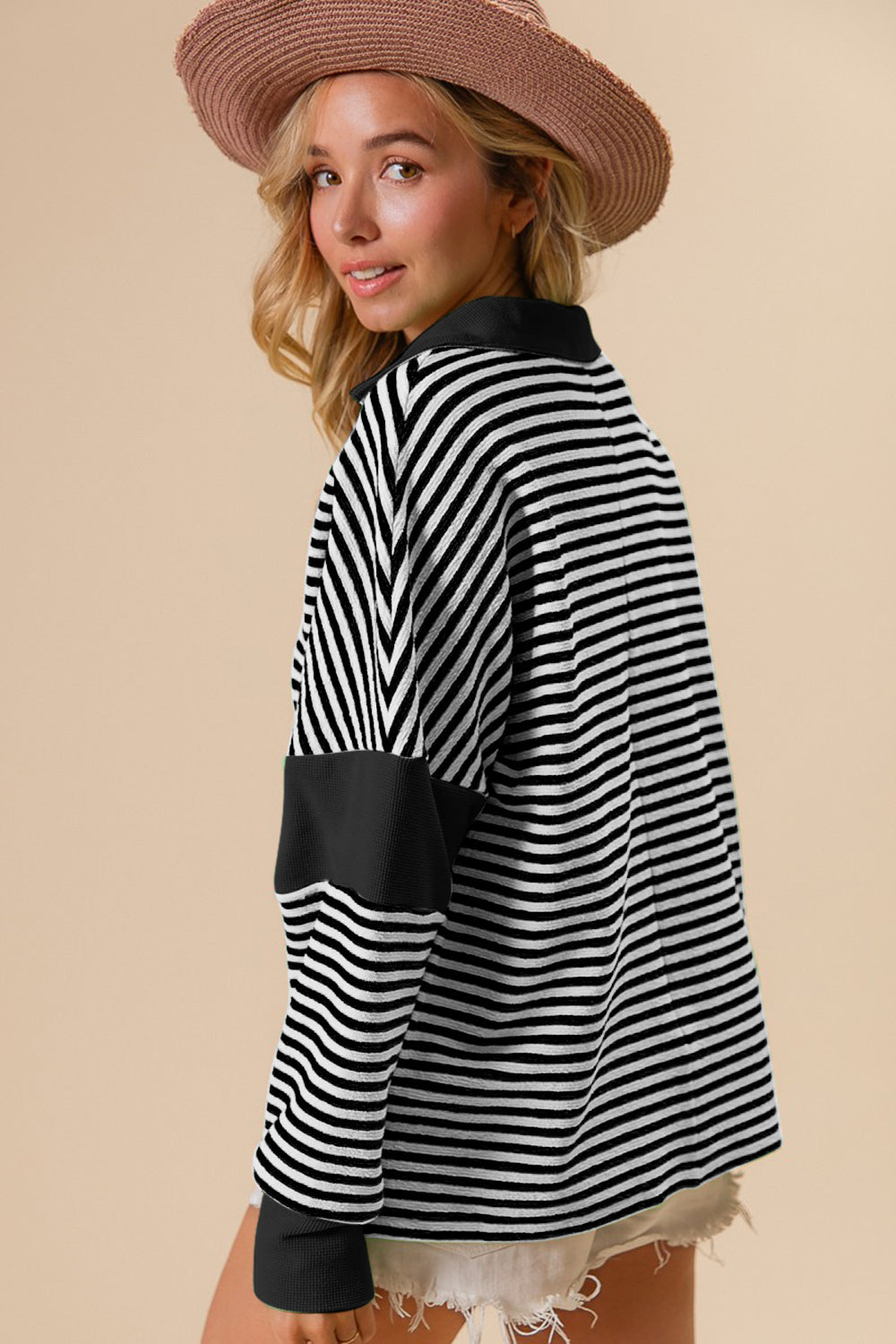 BiBi Contrast Striped Pattern Long Sleeves Loose Fit Knit Top | Black