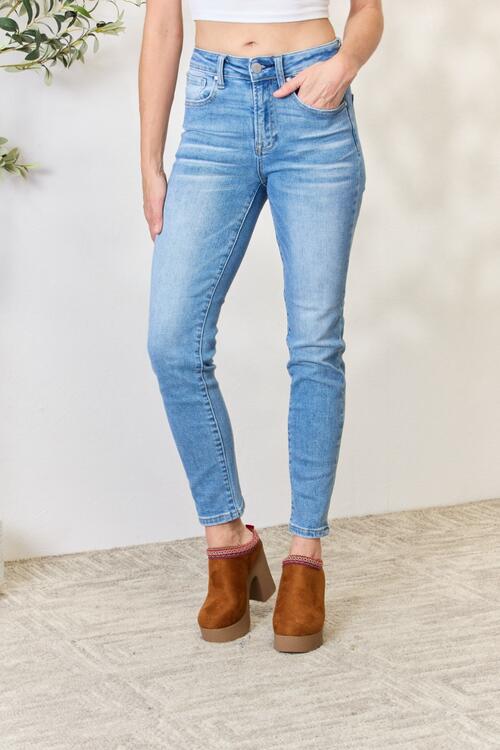 RISEN Full Size Mid Rise Medium Wash Skinny Jeans